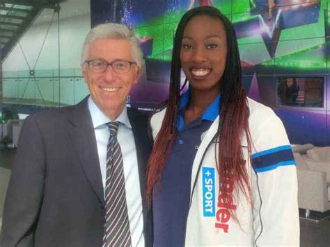 Nata il 18/12/1998 cittadella nazionalità sportiva ita ruolo opposto altezza 190 cm. Paola Egonu, la superstar di domani, 2015 aprile 24