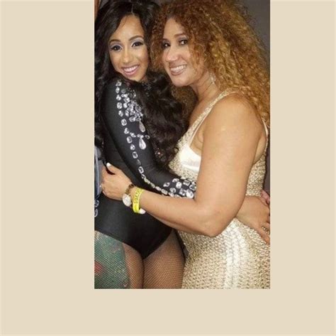 Clara Alm Nzar How Old Is Cardi B S Mother Pictures And Facts About Her Dicy Trends