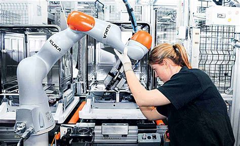 Collaborative Robots Bringing Human Workers To The Center Of Industrial