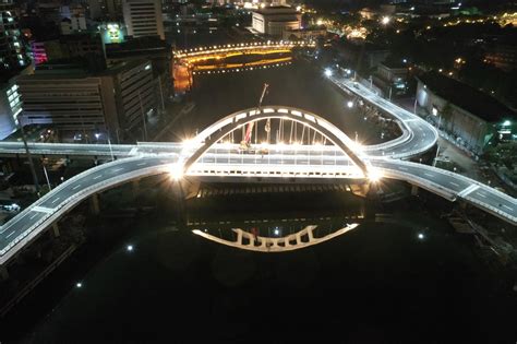 Duterte Inaugurates China Funded Binondo Intramuros Bridge Flipboard