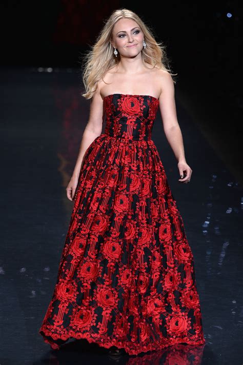 The ruffle detailing is designed to slenderize the body no matter what shape or size. Sophie's fashion blog: AnnaSophia Robb - Red Dress Fashion ...