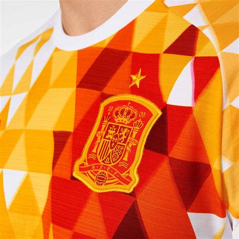 Hier erfahren sie, wie sie das spiel italien gegen spanien. Spanien EM 2016 Auswärts-Trikot veröffentlicht - Nur Fussball