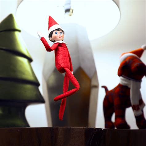 Elf On The Shelf Comes To Life With Stop Motion Viral Dances Video