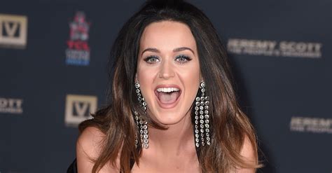 Katy Perry Leans In And Busts Out At Hollywood Handprint Ceremony