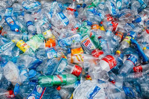 The scourge of plastic waste is blighting the environment in malaysia and numerous initiatives aimed at weaning consumers off using disposable plastic bags have borne mixed results. Scientists discover plastic in faeces of every person who ...