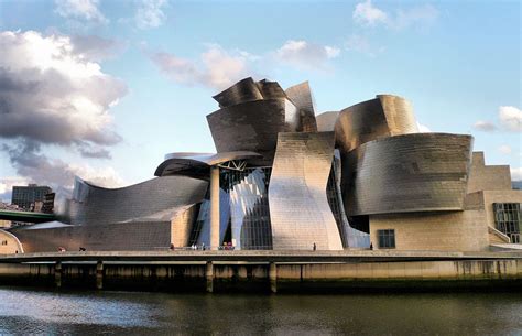 Cl Diri Care Au Schimbat Lumea Muzeul Guggenheim Din Bilbao