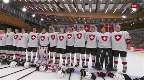 sport clip die schweizer hockey frauen stehen im wm halbfinal play srf