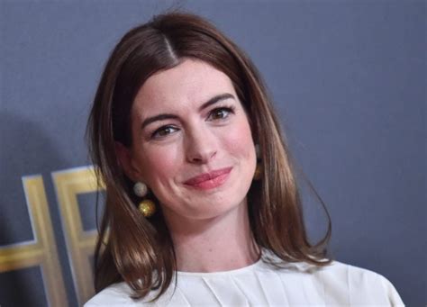 Discovernet How Anne Hathaway Achieved A Net Worth Of 50 Million