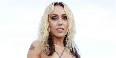 Miley Cyrus Just Wore An Epic See Through Minidress And She Looks Amazing