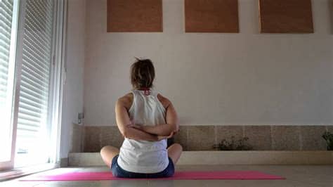 Ver más ideas sobre ejercicios hombro, ejercicios, ejercicios de entrenamiento. Ejercicios para mejorar la flexibilidad de los hombros ...