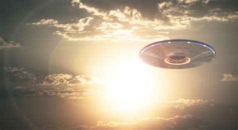 Gallups Poll Reveals That People Dont Trust The Government Regarding Ufos