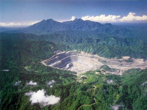 Report Warns Of Tailings Dam Failure At Rio Tintos Former Panguna Mine