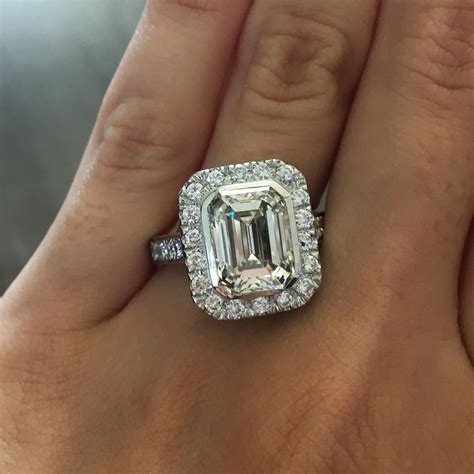 Which Cut Of Diamond Looks The Biggest Raymond Lee Jewelers