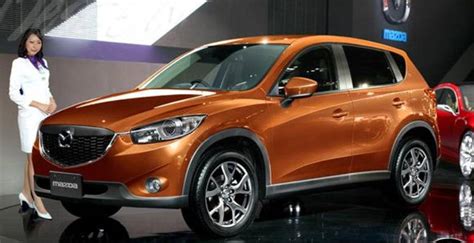 Mesin tersebut memiliki 4 silinder. Mazda Car Review Indonesia | Mazda CX-3 dipastikan akan ...