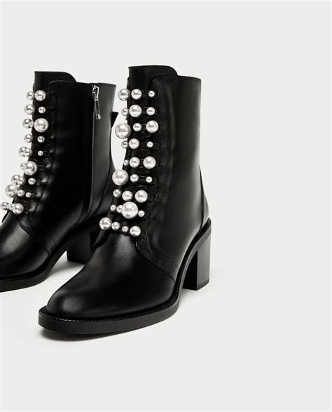 39 bon état promition moins 1000da boots femme zara ,pull&bear, bershka ,massimo dutti , stradivarius. Bottes Zara Femme 2019