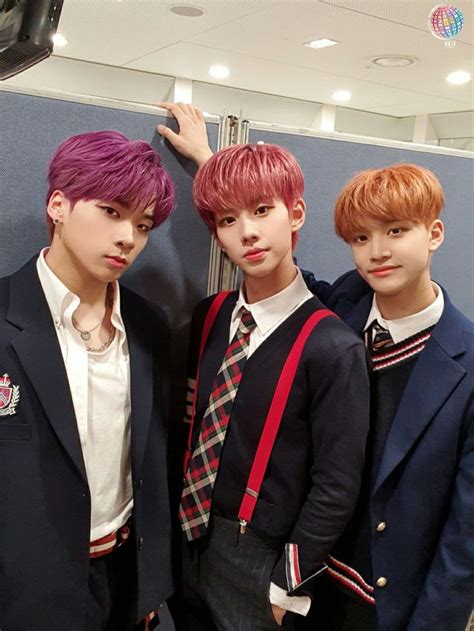 Lagu wawasan 2020 bendera berkibar di angkasa lambang negara jaya rakyat sepakat sehati sejiwa dengan berbakti dengan. Biodata MCND & Lirik lagu MCND in 2020 | Win music, Bic ...