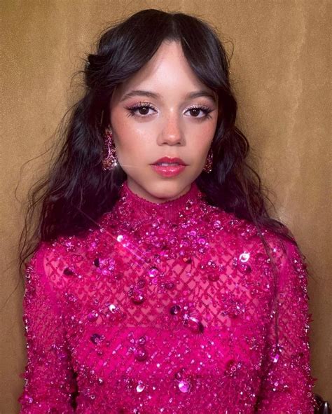 picture of jenna ortega