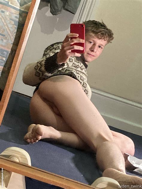 Aiden Twink Nude Onlyfans Leaks The Girl Girl