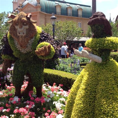 Disneys Garden Show At Epcot Beauty And The Beast Disney Garden