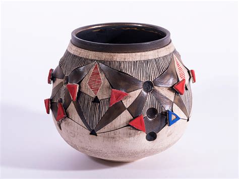 Andile Dyalvane — The Leach Pottery