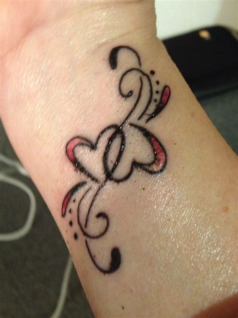 Pin By Dana Evangelista Fresolone On Tattoos Heart Tattoo Wrist