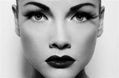 Eye Makeup To Wear With Black And White