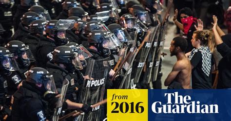 Violence Erupts On Second Night Of North Carolina Police Protests Keith Scott Shooting The