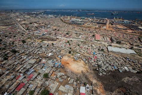 Angola Informal Um Olhar Sobre Os Musseques De Luanda Archdaily Brasil