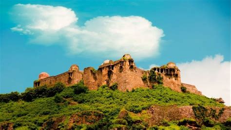 Raisen Fort In Bhopal India Reviews Best Time To Visit Photos Of