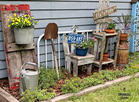 Junk Garden Ideas 2018 Edition Rustic Garden Decor Backyard Decor