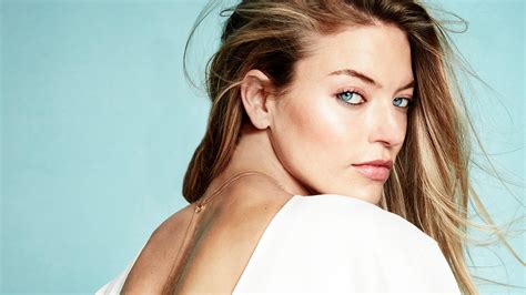 Watch Martha Hunt Explain Why Scoliosis Made Her Stronger Teen Vogue
