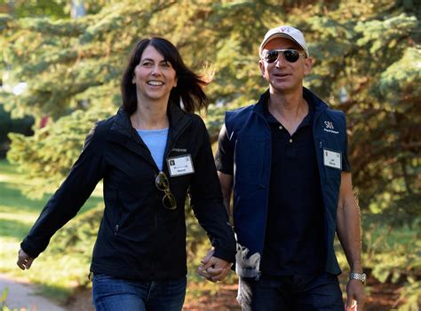 Who Is The Richest Woman In The World Mackenzie Bezos Could Take The