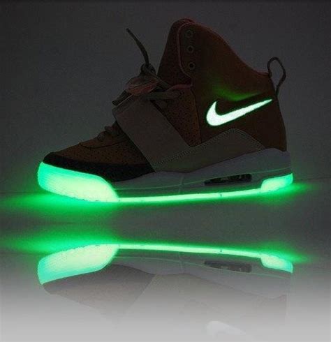 Nike Glow In The Dark Athletic Shoes Skin Care And Glowing Claude