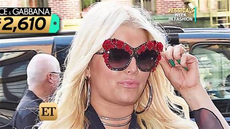 Jessica Simpson Shows Off Her Curves With 4 Looks In 3 Days Youtube