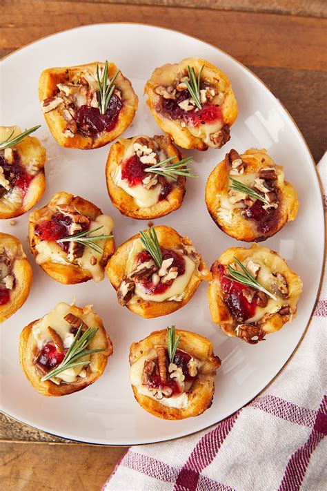 Balance the dishes by offering a mixture of hot and cold, protein and vegetables, light and heavy. These Thanksgiving Appetizers Are So Delicious, You'll ...