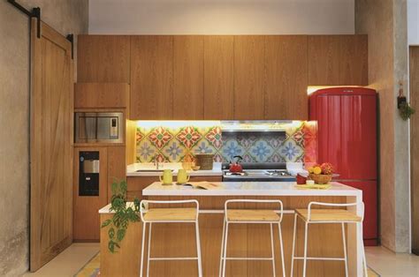 Ciptakan Kesan Modern Tradisional Nan Cantik Di Dapur Dengan Penggunaan