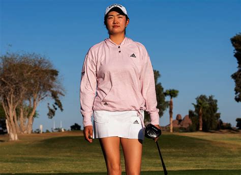 世界第一女子業餘高球員張斯洋 Rose Zhang 加入 Adidas Golf 品車carimage