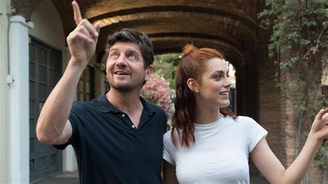 This is metti la nonna in freezer by giorgia indelicato on vimeo, the home for high quality videos and the people who love them. Miriam Leone: Metti La Nonna Nel Freezer - YouTube