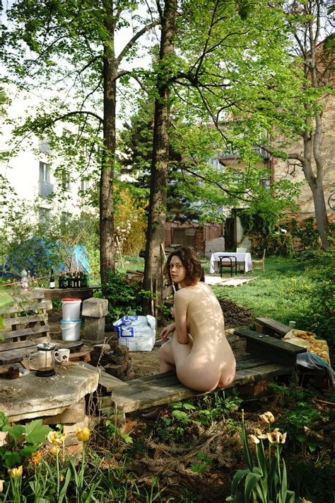 Nude Gardening Naked Garden Pics Xhamster