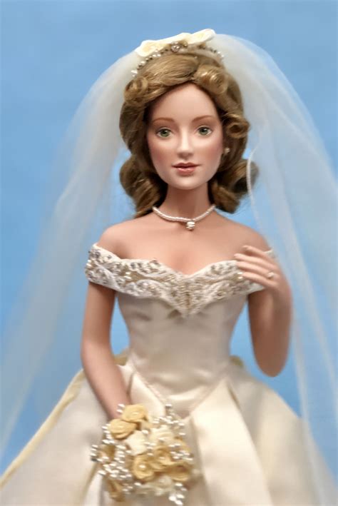 The IVORY ELEGANCE Bride Porcelain Doll The Ashton Drake