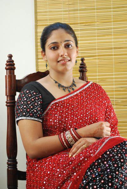Sexxy Kerala Cute Girl In Saree Hot Images