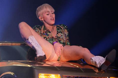 Miley Cyrus Images Vagina Nuda Xxx Telegraph