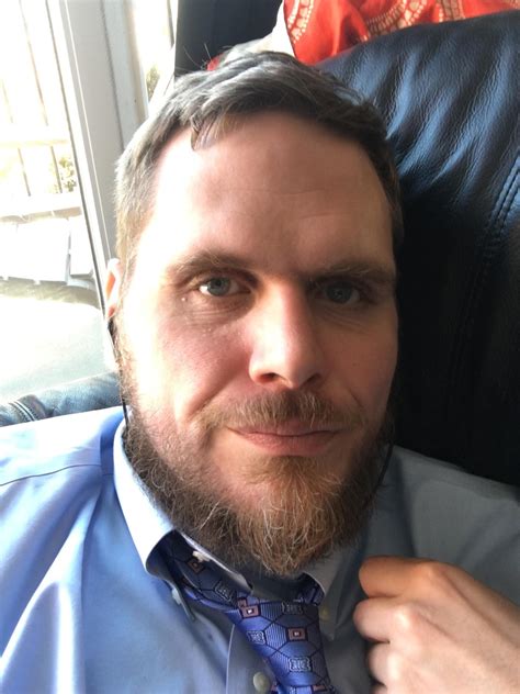 Learn everything an expat should know about managing finances in germany, including bank accounts, paying taxes, getting insurance and investing. Ian Gellatly Obituary - Columbia, SC