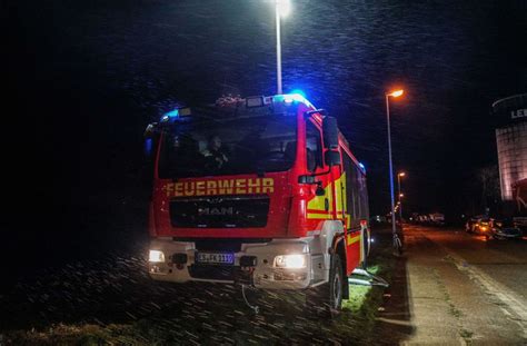 Was in dänemark nach einem unfall wichtig ist, welche verhaltensweisen unbedingt beachtet unfall in dänemark. Der 16-jährige Mokick-Fahrer streifte erst einen parkenden ...