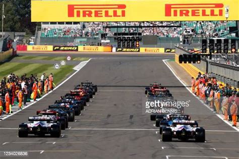 Formula 1 Starting Grid Photos And Premium High Res Pictures Getty Images