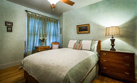 Downtown Historic Bed And Breakfasts Of Albuquerque Pansy Room