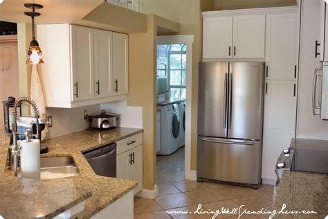 Whether you prefer a traditional style or a more modern look, we. A Clean & Organized Kitchen {The Big Spring Clean, Part 4 ...