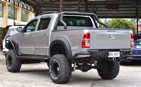 Conquer all types of terrains with the new toyota hilux. 2015 Toyota Hilux G alt ranger wildtrak navara calibre ...