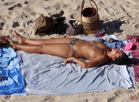Topless Sunbathing October 2020 Voyeur Web