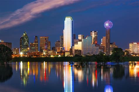 Dallas Texas Dallas Skyline Cool Places To Visit Skyline